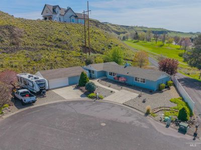3650 Country Club Ct