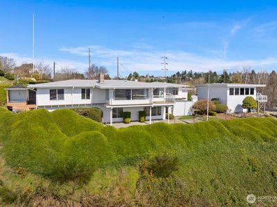 1242 /1244 Browns Point Boulevard