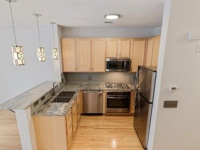600 N 2nd St APT 120
