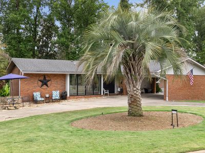 713 Brooks Dr