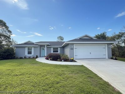 1122 Renault Ave