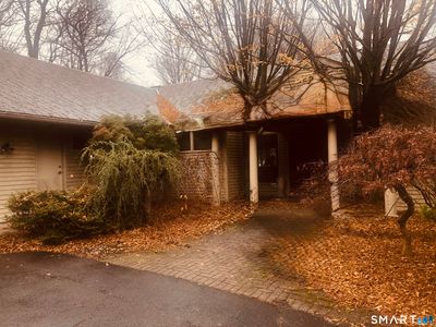 40 Ferncliff Drive