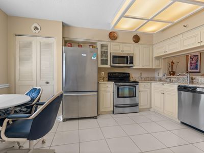 14460 Strathmore Lane #406