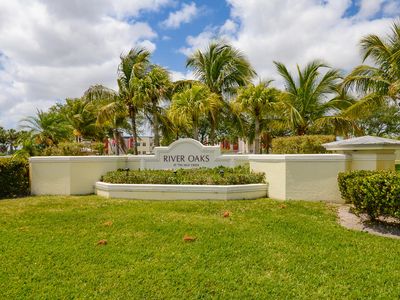 2626 Creekside Drive