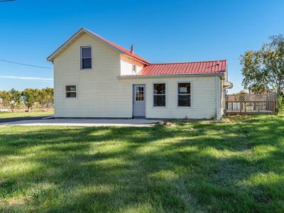 2425 South Oakhill Avenue