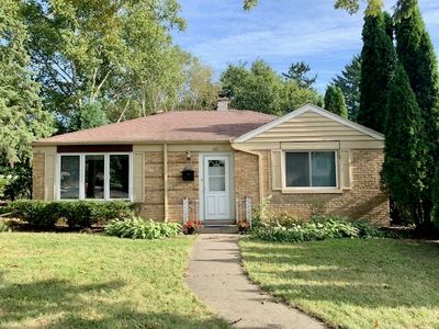 630 E Rockland Rd