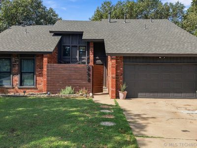 893 Bayshore Dr