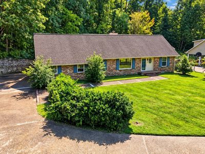2739 Windemere Dr