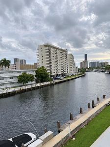 440 Paradise Isle Blvd APT 306