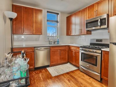 824 Washington St #4