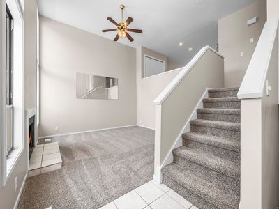 2450 W Hardrock Dr