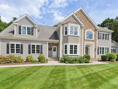 10 Weston Ave