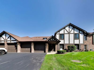 Property at 855 Johnstown Ln APT A, Wheaton, IL