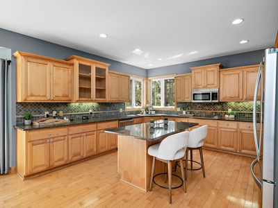 8197 Drexel Ct