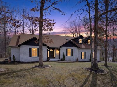 204 Meadowview Dr