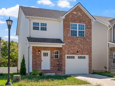 511 Charleston Cove Way