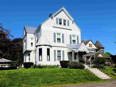12 Lincoln Street