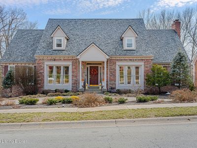 707 Lake Forest Pkwy