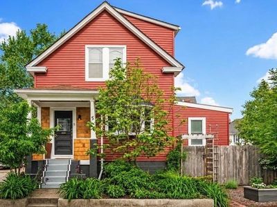 5 Dennis Ave