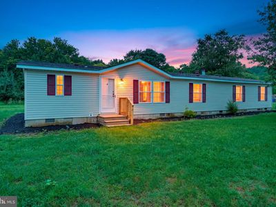 97 Yoemans Tale Ln