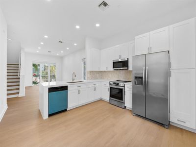 510 SE 7th Street #401