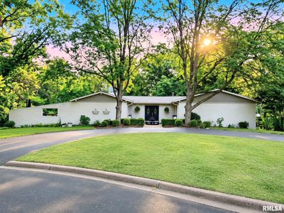 1322 W Hickory Trce