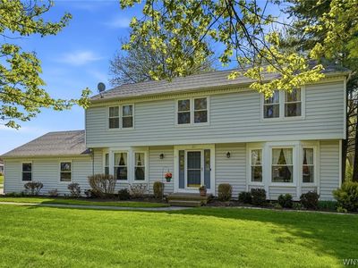 64 Bittersweet Ln