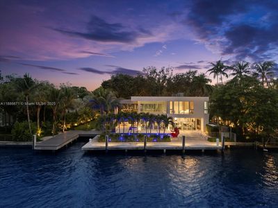 1015 N Rio Vista Blvd