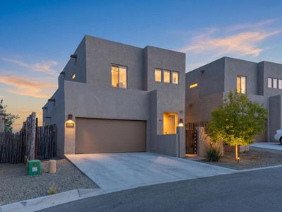7240 Vista Serena Loop