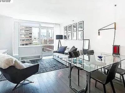 385 1st Ave APT 11D