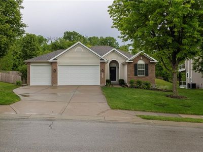 5005 NW Flintridge Dr