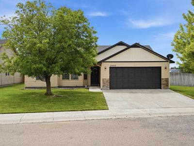 2507 E Carmel Ct