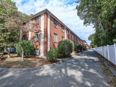 Property at 3 Richardson St APT B4, Wakefield, MA