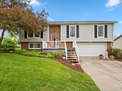 3697 Kingsway Dr