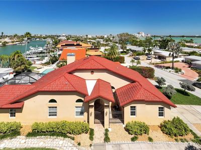 2600 W Vina Del Mar Blvd