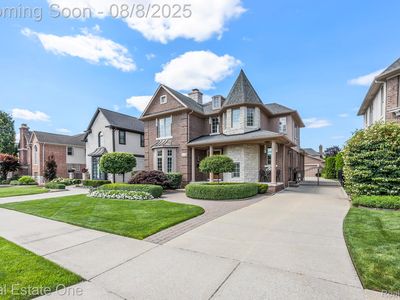312 Woodward Ave