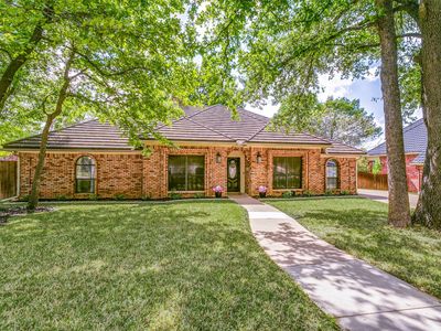 3914 Ambleside Dr