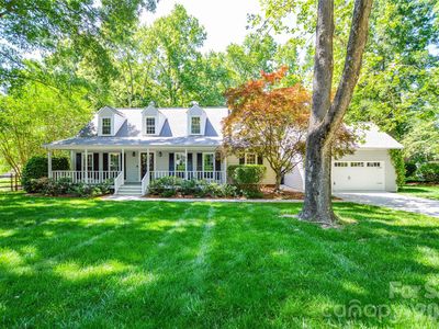 2922 Butter Churn Ln