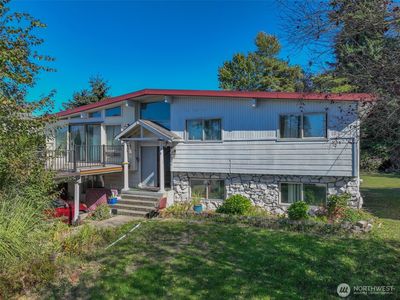 Property at 2230 S 253rd Place, Des Moines, WA