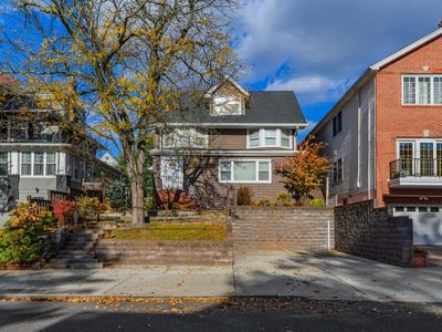 69-71 W 36th St