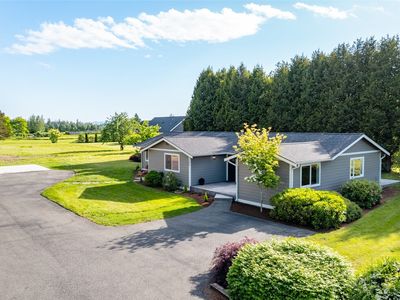 323 W King Tut Road