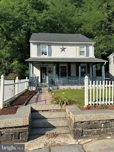 264 N Main St