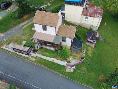 204 Spring St