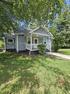122 S Oakwood Dr