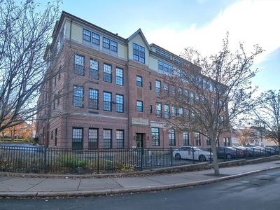 72 Ashland St APT 410