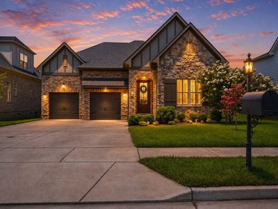 461 River Bluff Dr