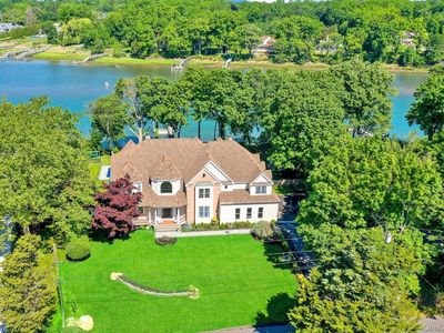 18 Cedar Lane