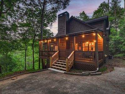 550 Hillsdale Dr