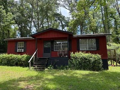 2525 Hill Lake Dr