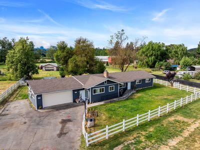 4675 Leonard Rd